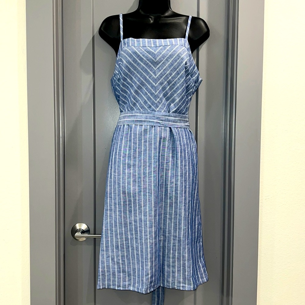 Banana Republic spaghetti strap A-line knee length striped chambray dress